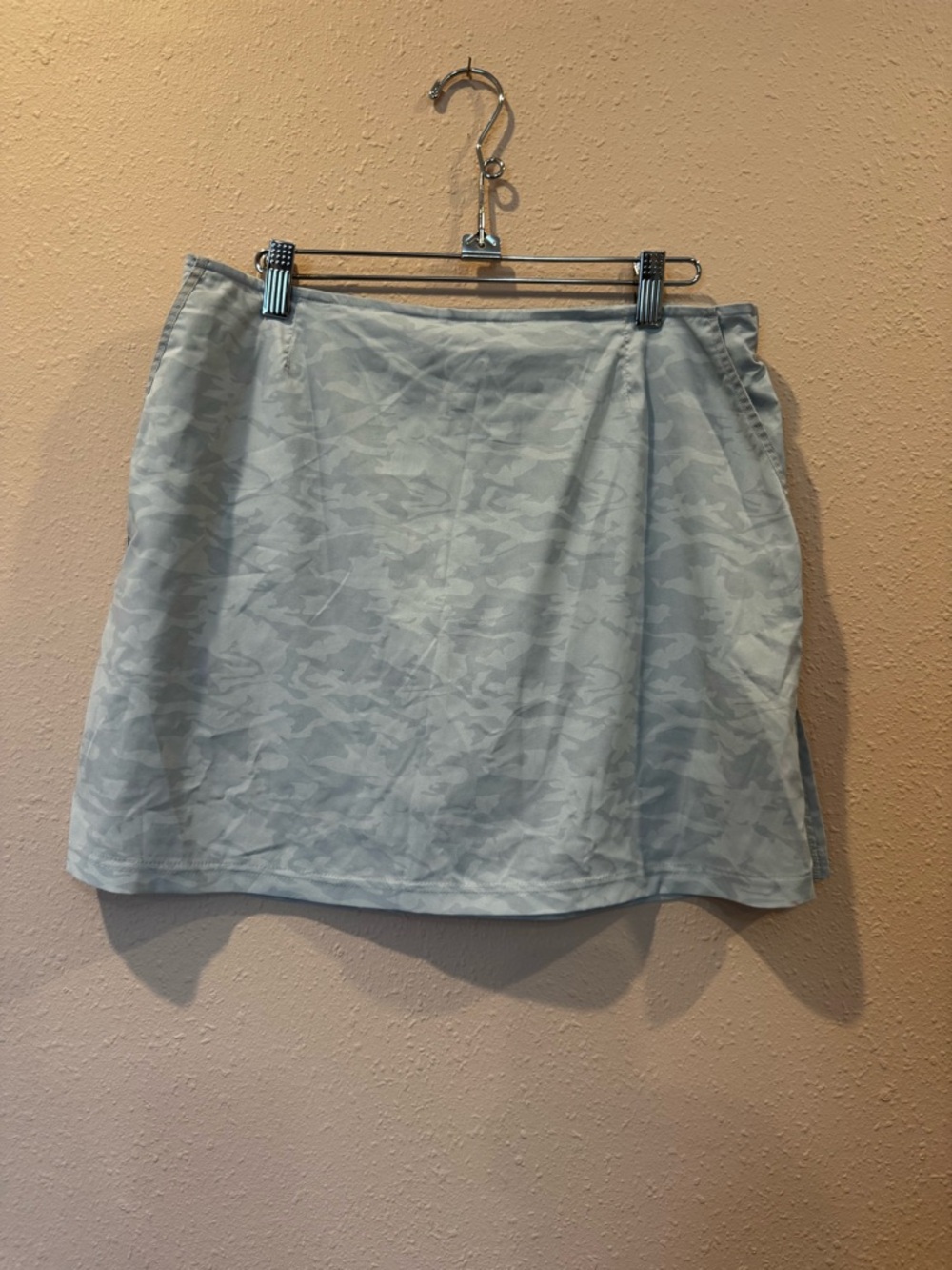 Two Workout Skorts w Pockets